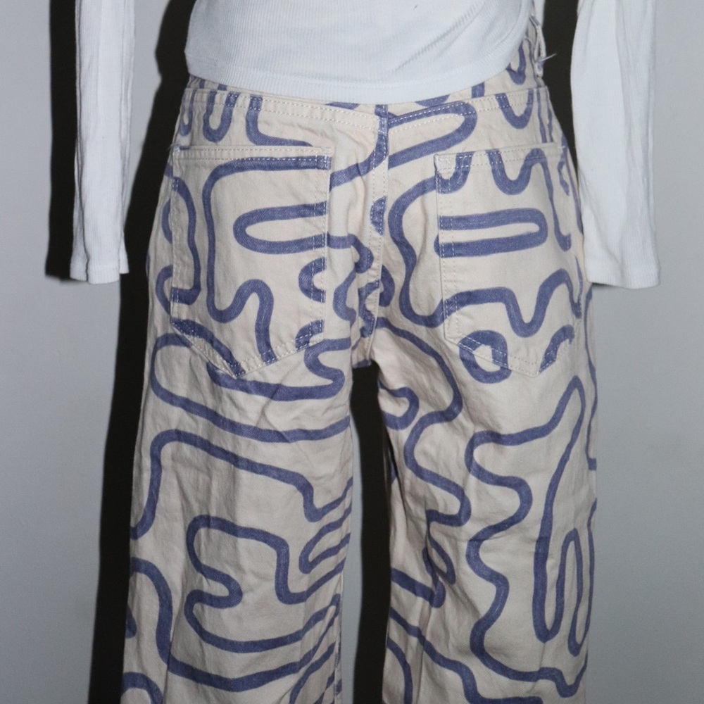 Printed Zara straight leg jeans